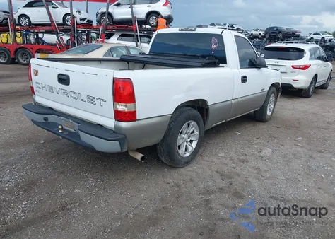 2001 Chevrolet Silverado 1500 из США, поврежденный, VIN 1GCEC14W01Z239000